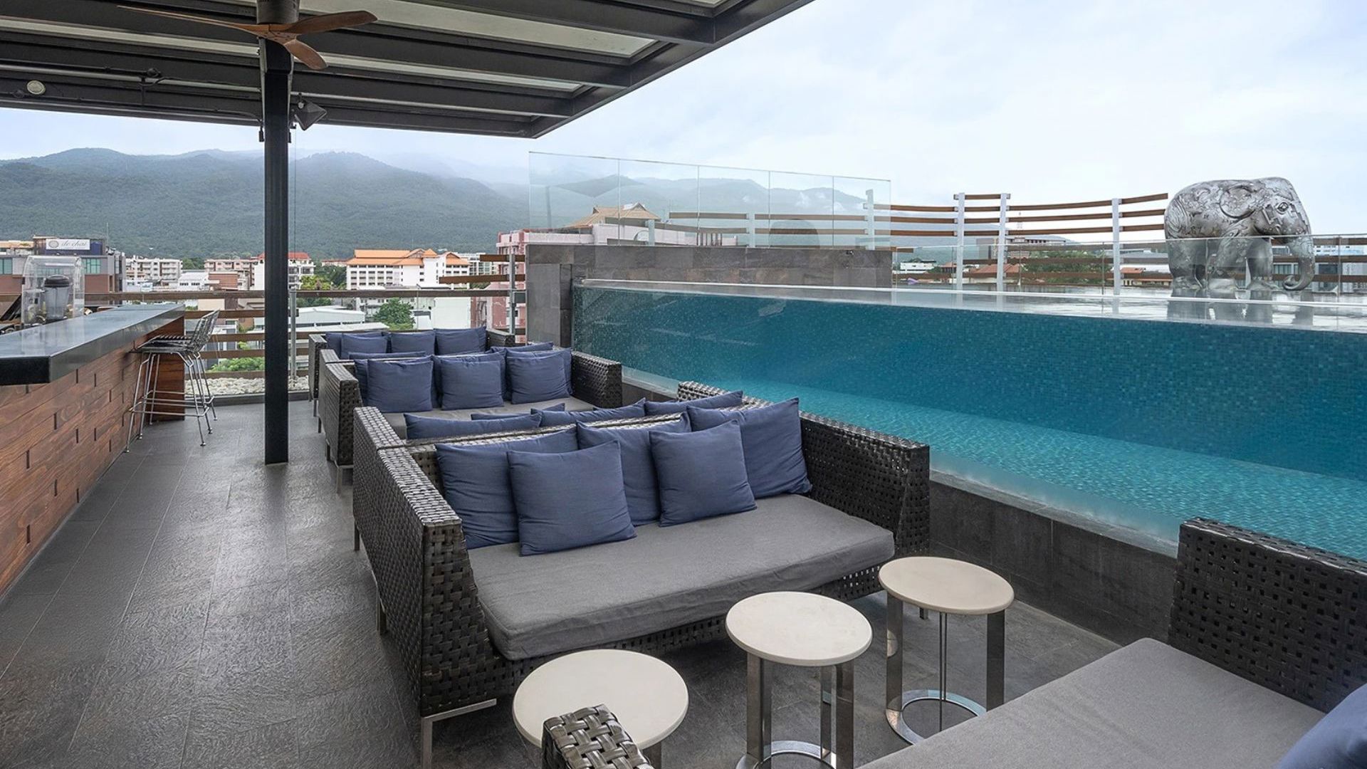 AMANOR Hotel Chiang Mai - ARISE Rooftop Bar