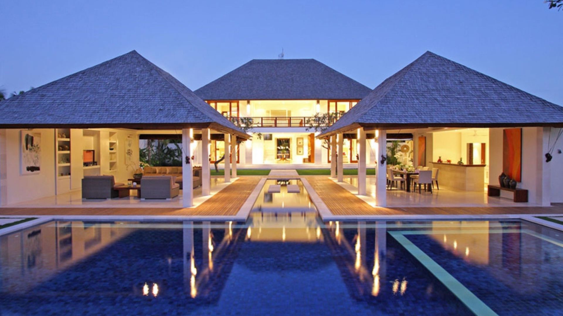 Villa Asante - Twilight View