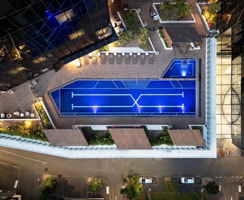 Vibe Docklands Exterior Pool