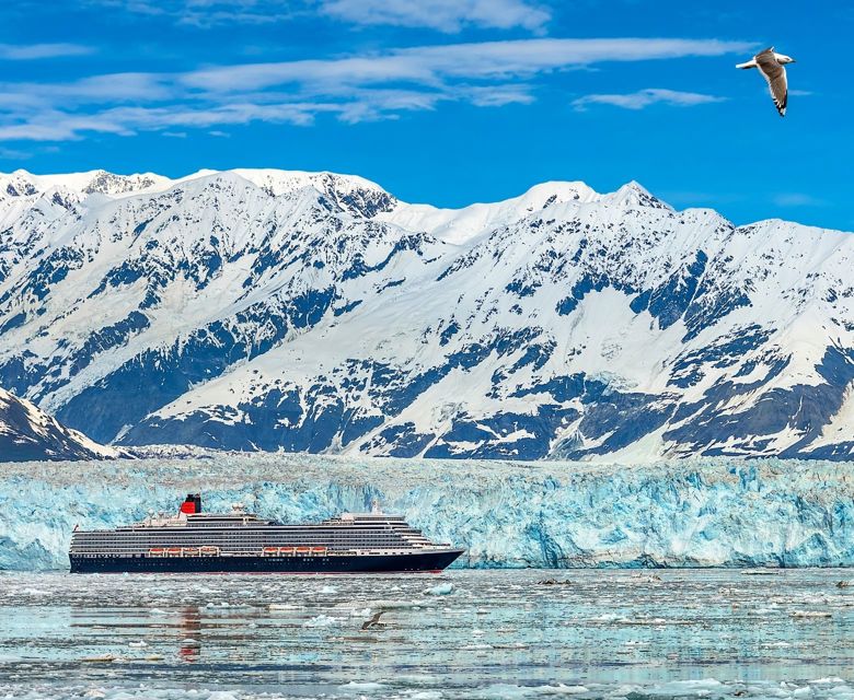 Queen Elizabeth cruising Hubbard Glacier