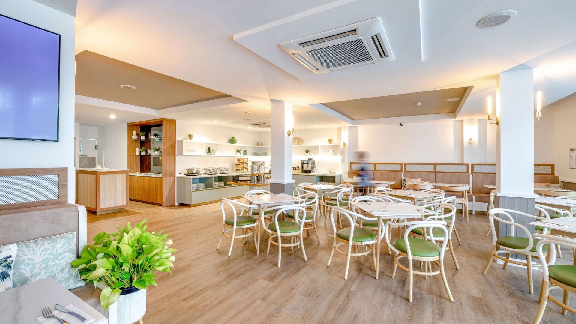 Mercure Hotel Cairns The Stanley Restaurant