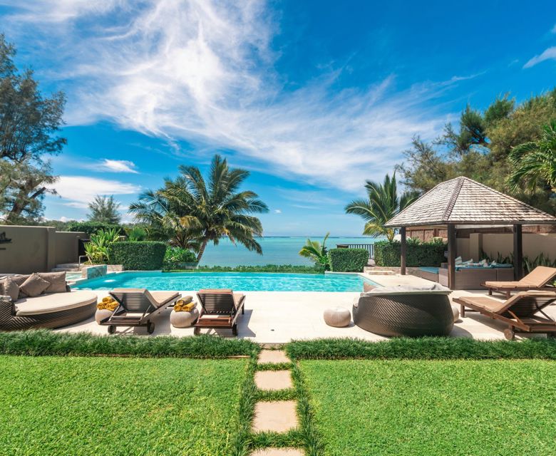 Te Vakaroa Villas - pool