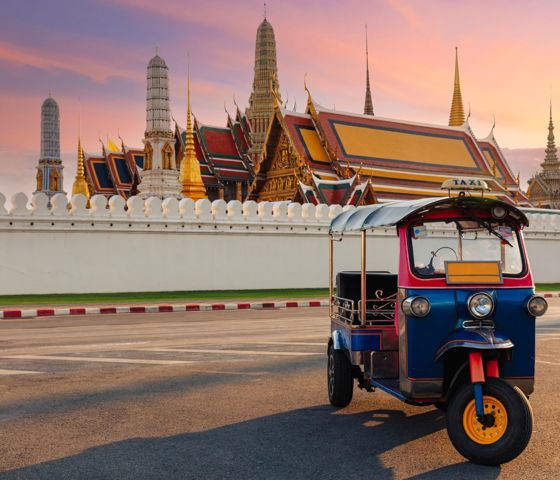 Tuk-Tuk outside temple