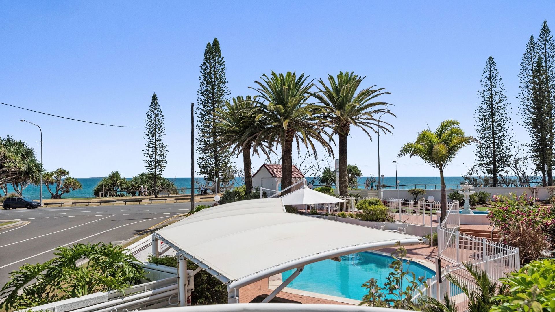 Alexandria Apartments - Pool