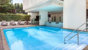 Oaks Brisbane On Charlotte Suites Outdoor Pool