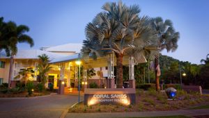 Coral Sands Beachfront Resort - exterior