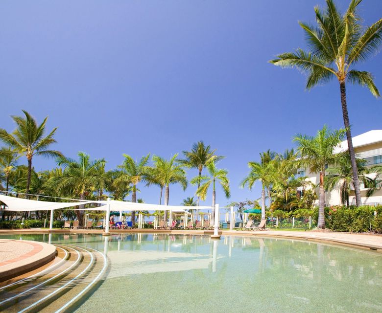 Coral Sands Beachfront Resort -  pool 2