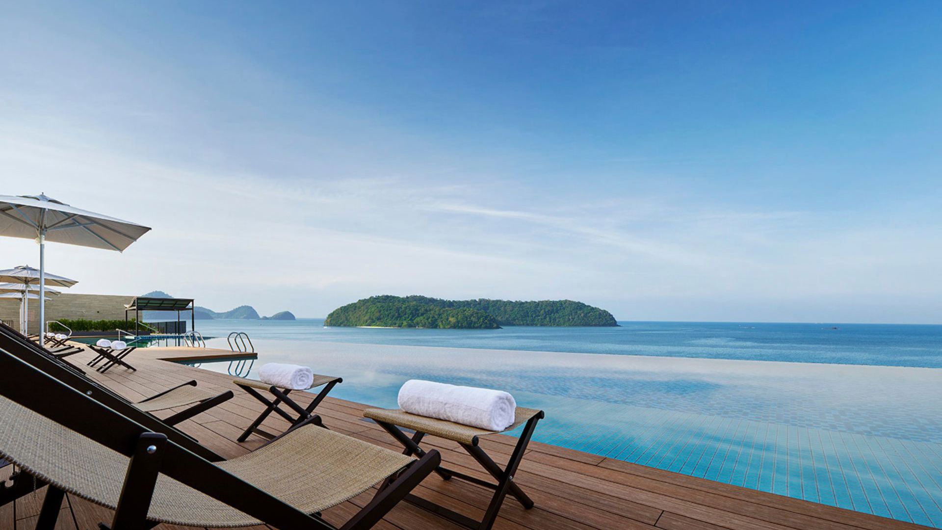 PARKROYAL Langkawi - Lap Pool