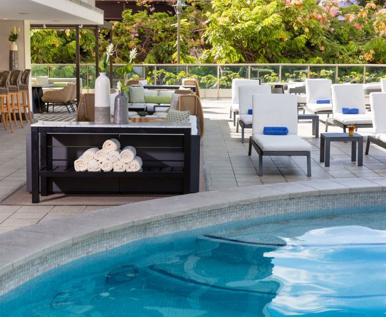 Hilton Garden Inn - Pool Area
