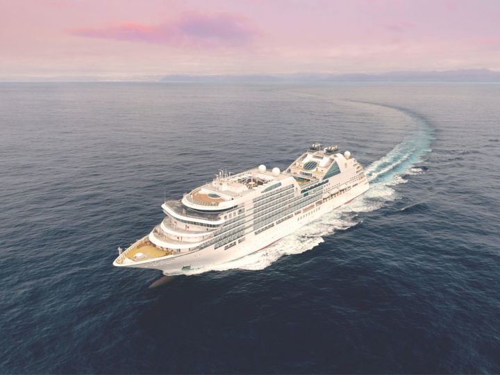 Seabourn Ovation - Pink Sky