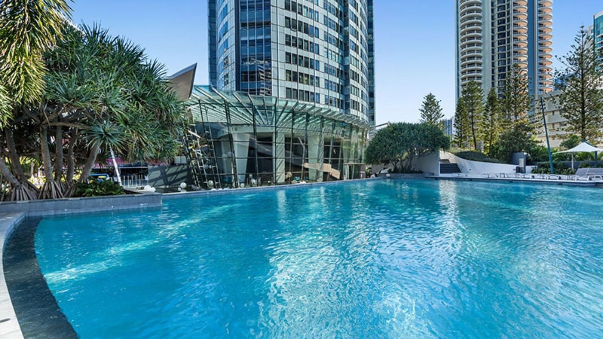 Q1 Resort and Spa - Pool