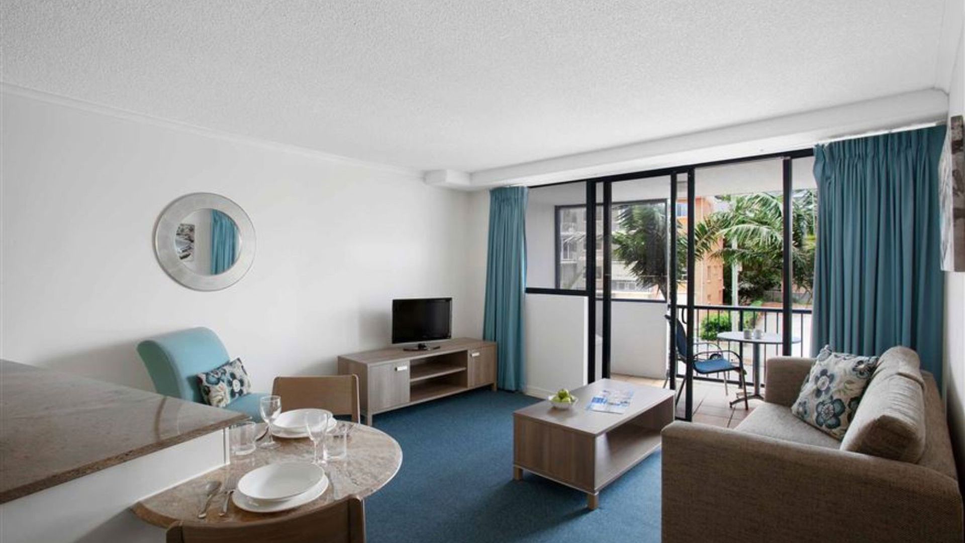 BreakFree Grand Pacific Caloundra - lounge