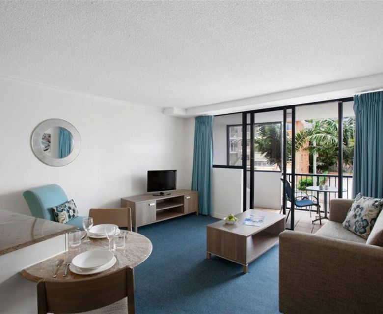 BreakFree Grand Pacific Caloundra - lounge