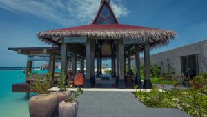 Grand Park Kodhipparu - Reception Entrance