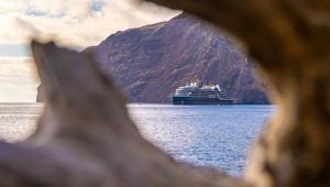 Seabourn in Easter and Pitcairn Island