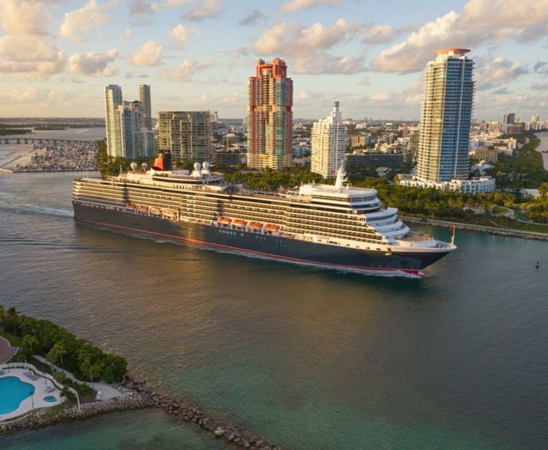 Queen Elizabeth cruising Miami © Cunard