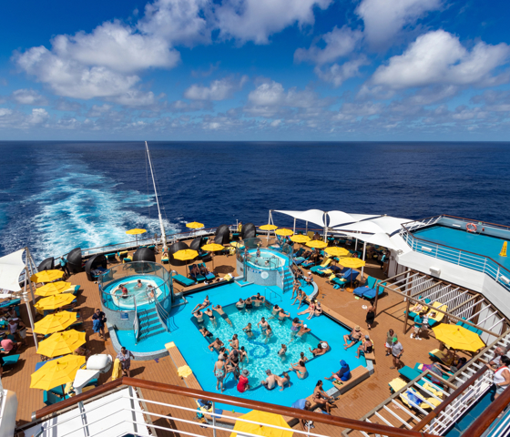 Carnival Splendor Stern