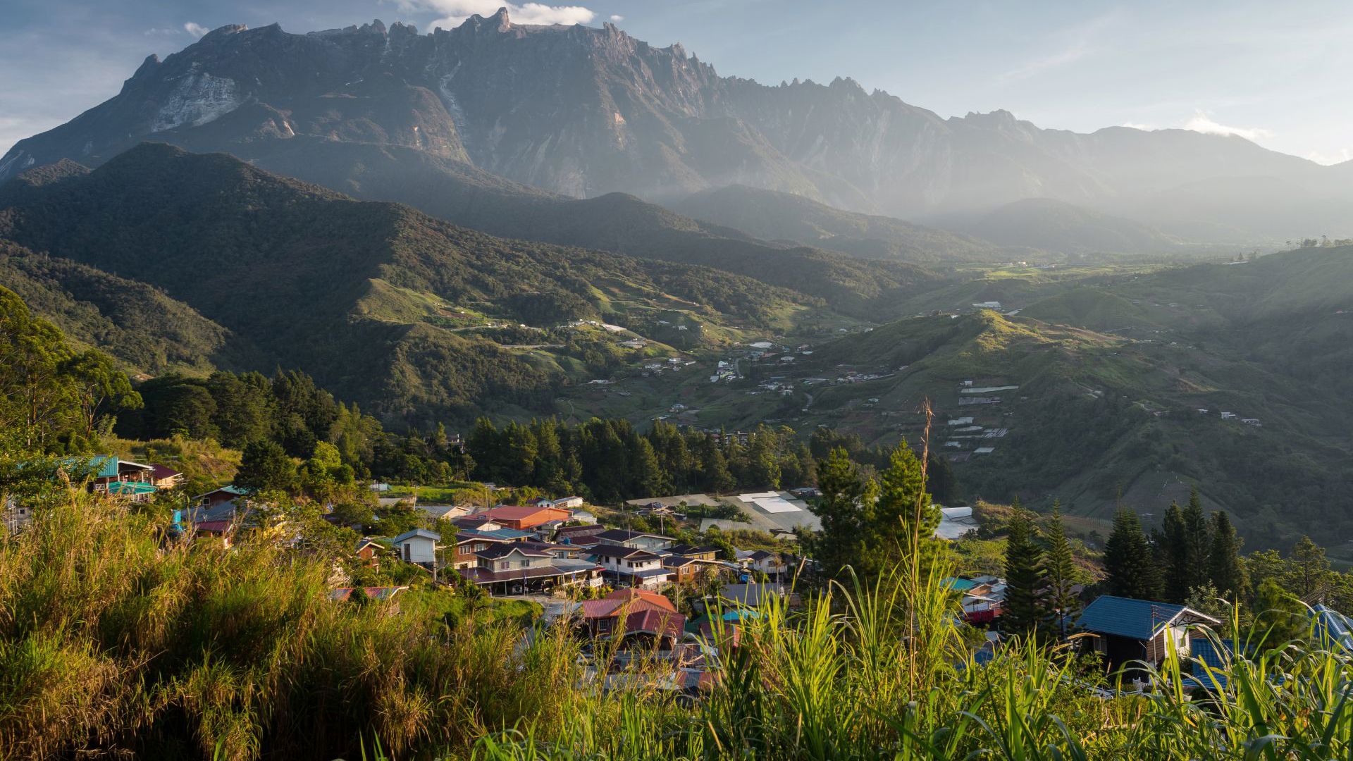 Authentic Borneo with Adventure World