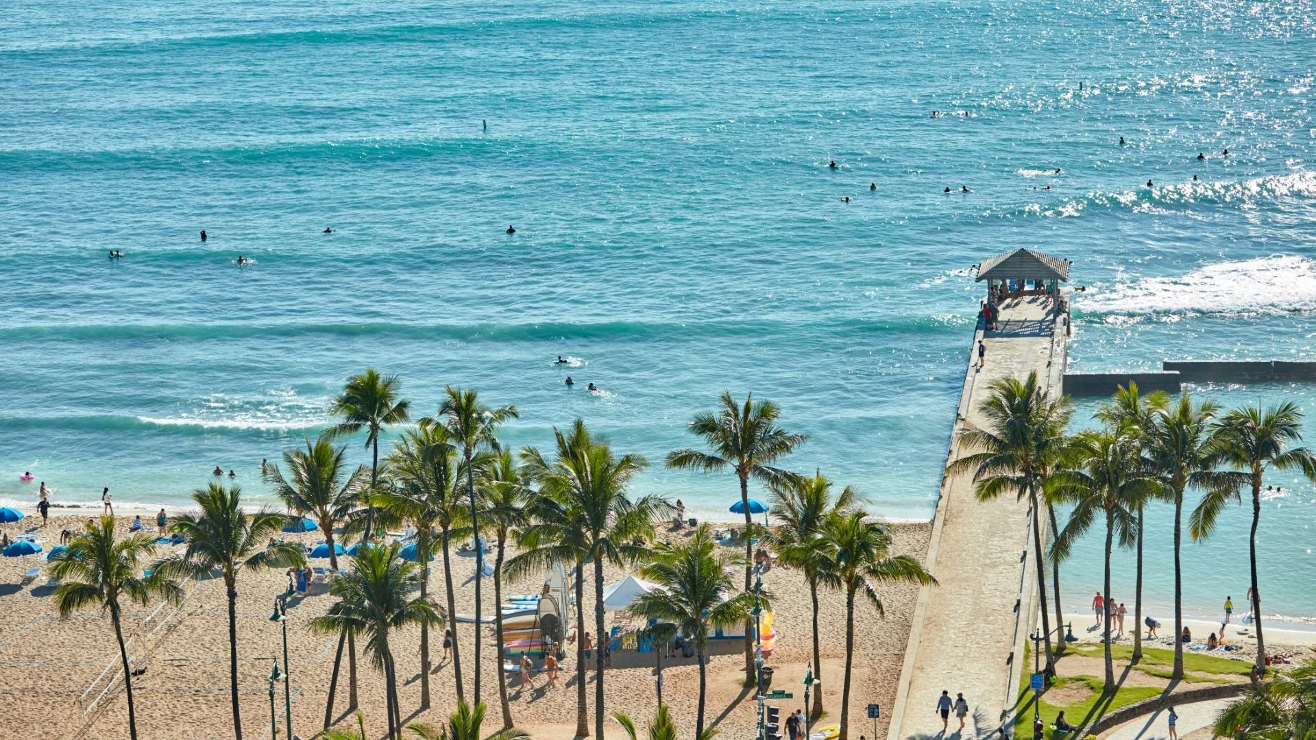 Waikiki Beach
