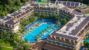 Phuket Marriott Beach Resort & Spa - Pool View