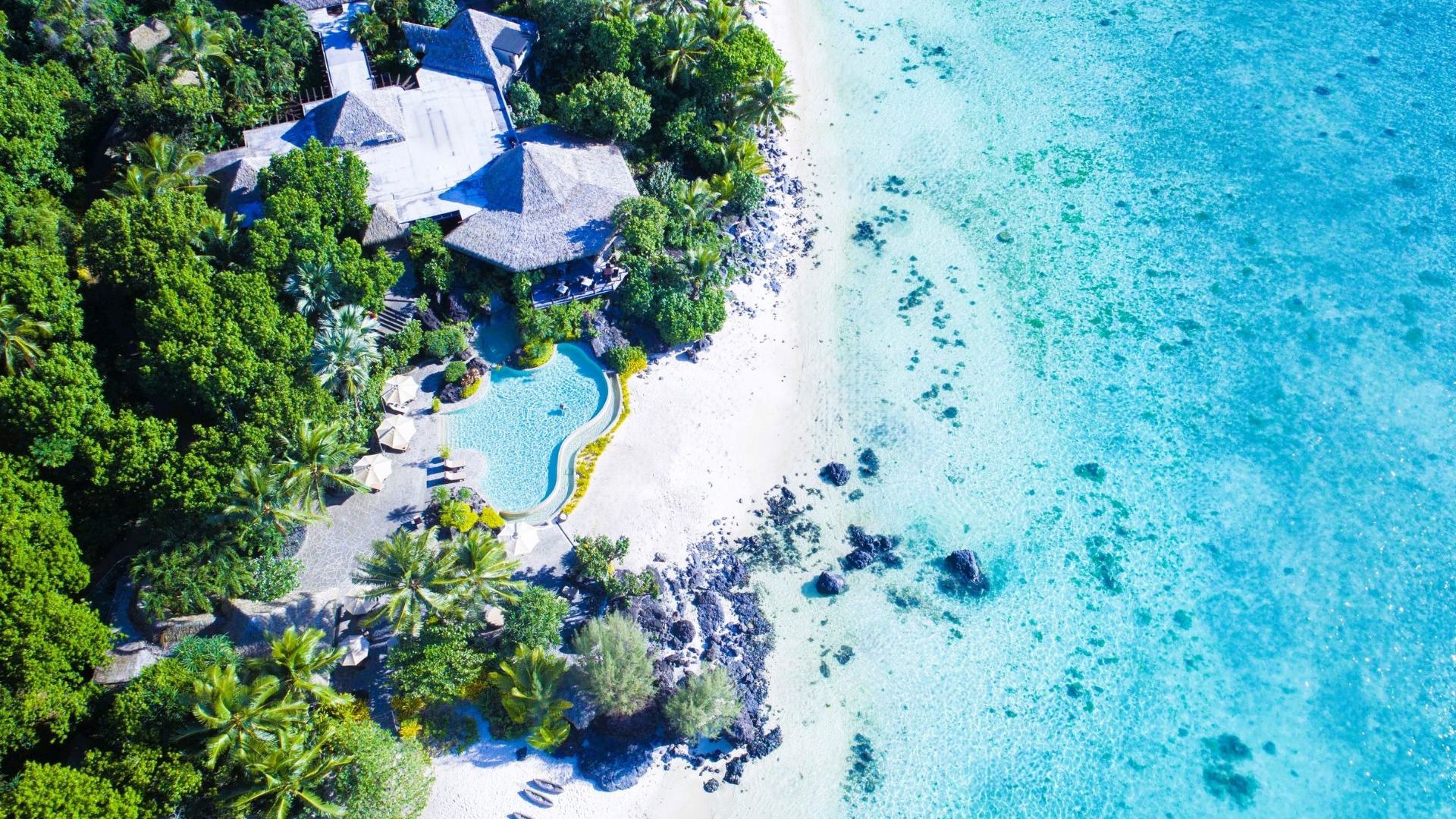 Pacific Resort Aitutaki - aerial view