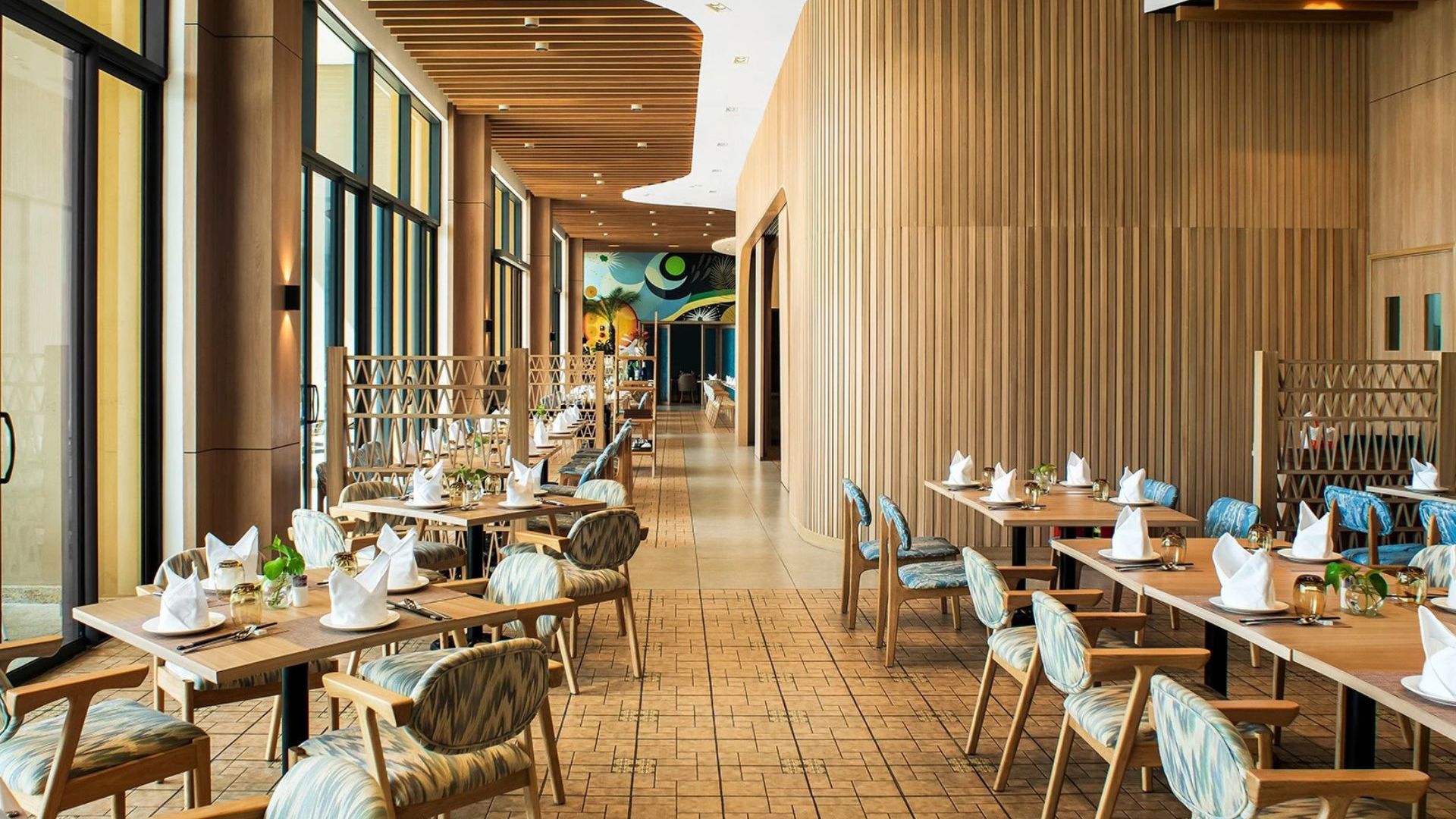 Dhawa Ho Tram - Nook Restaurant
