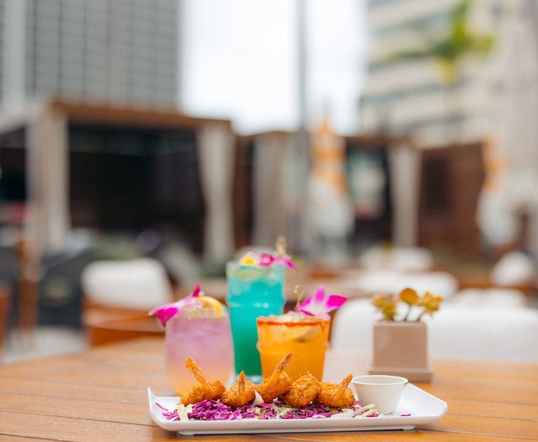 Alohilani Resort Waikiki Beach - Cocktails