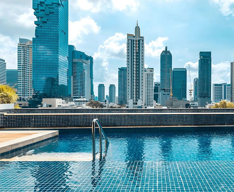 Pullman Bangkok Hotel G - Pool View