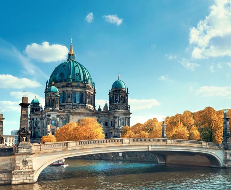 Spree River Bridge Cathedral Berlin © Viking Cruises