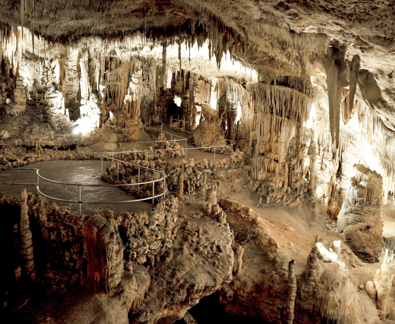 Dragon Caves © MSC Rights