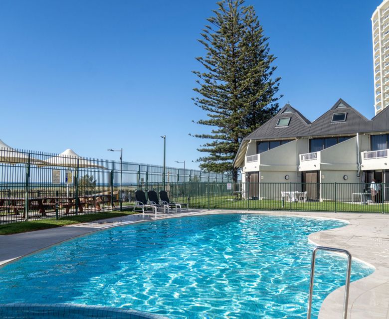 The breakers poolside