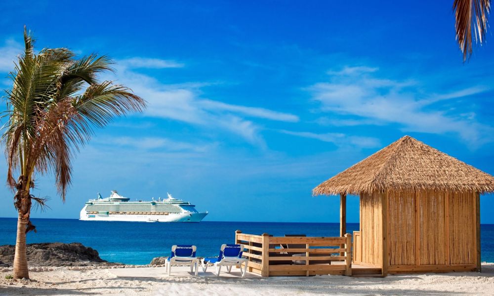 Royal Caribbean Cruise ship - CocoBay, Bahamas