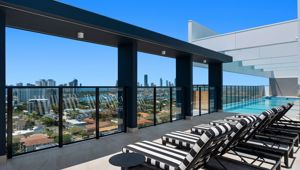  TRYP Hotel Southport Pool Lounge