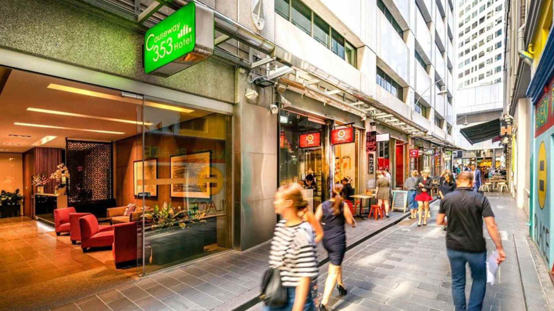 Causeway 353 Hotel Melbourne Entrance