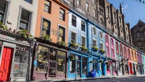 Victoria Street Edinburgh © VisitScotland & Kenny Lam