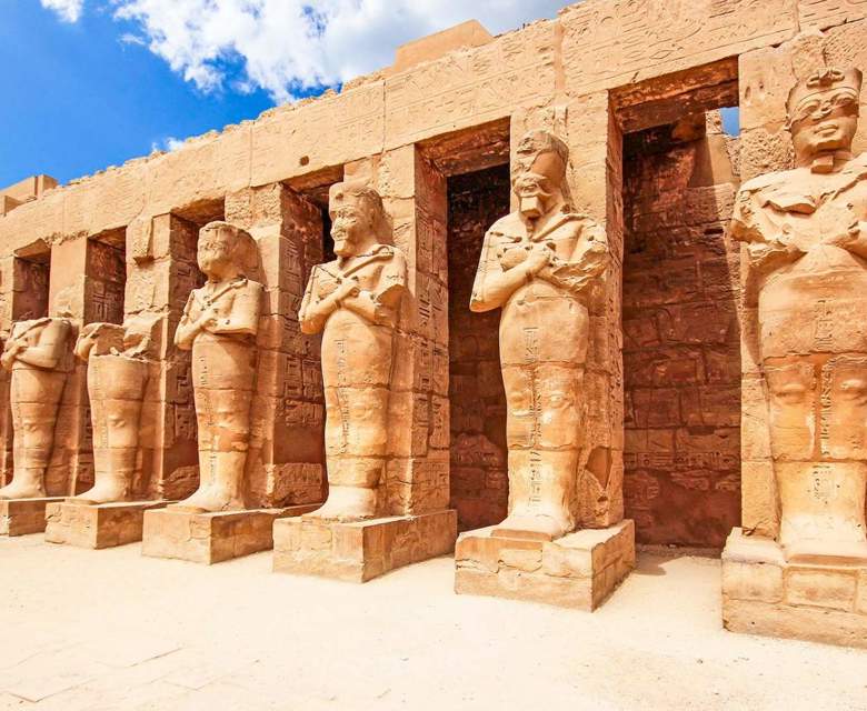 Statues Karnak Temple Luxor Egypt © Viking