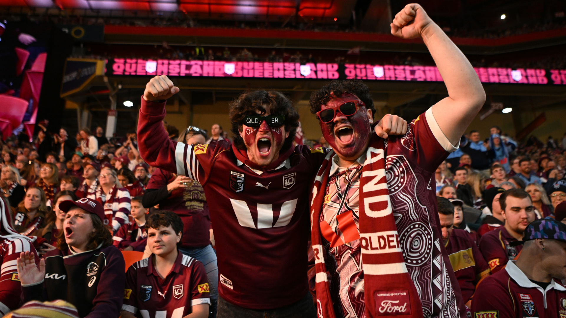 81672769_QLD Fans 260708_SD_7006_202678181729