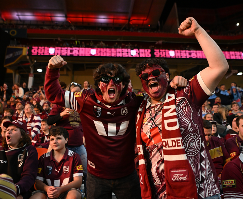 81672769_QLD Fans 260708_SD_7006_202678181729