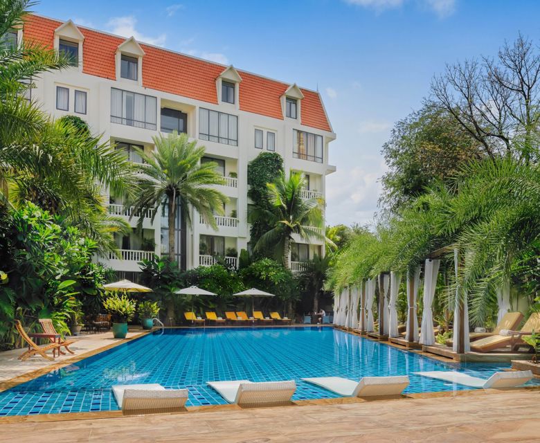 Palace Gate Hotel - Pool View