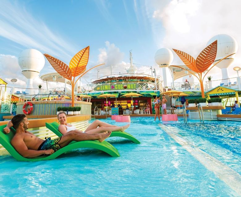 The Lime & Coconut bar - Navigator of the Seas