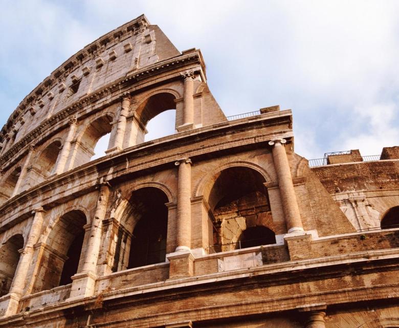 Roman Colosseum © Viking