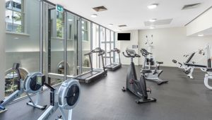 Oaks Brisbane On Charlotte Suites Indoor Gym