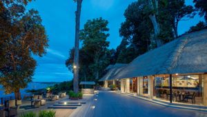 Banyan Tree Bintan - Treetops Dining