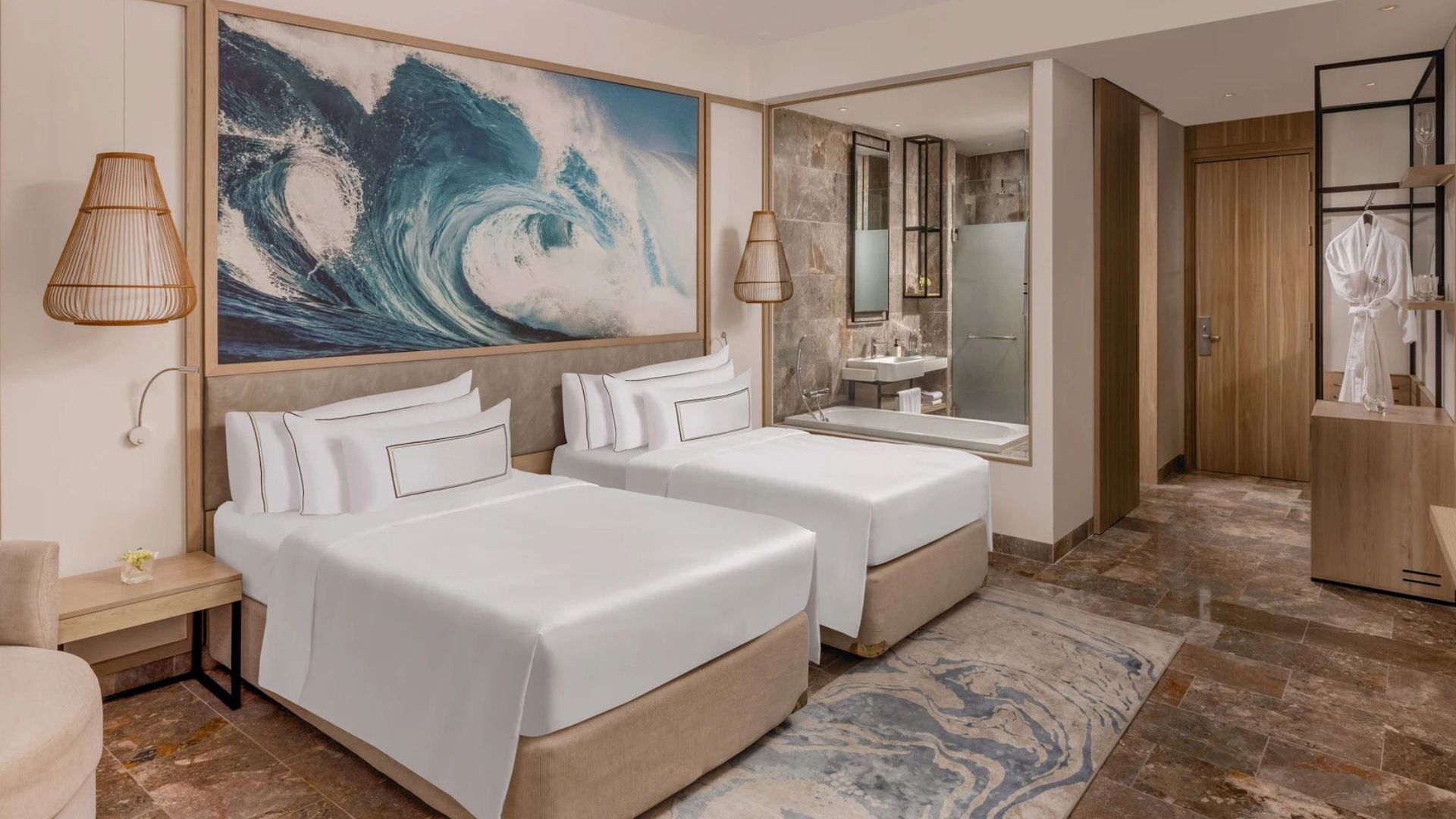 Melia Danang Beach Resort - Deluxe Room