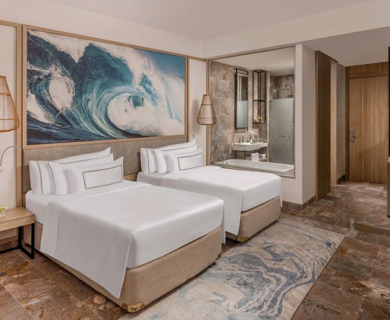 Melia Danang Beach Resort - Deluxe Room