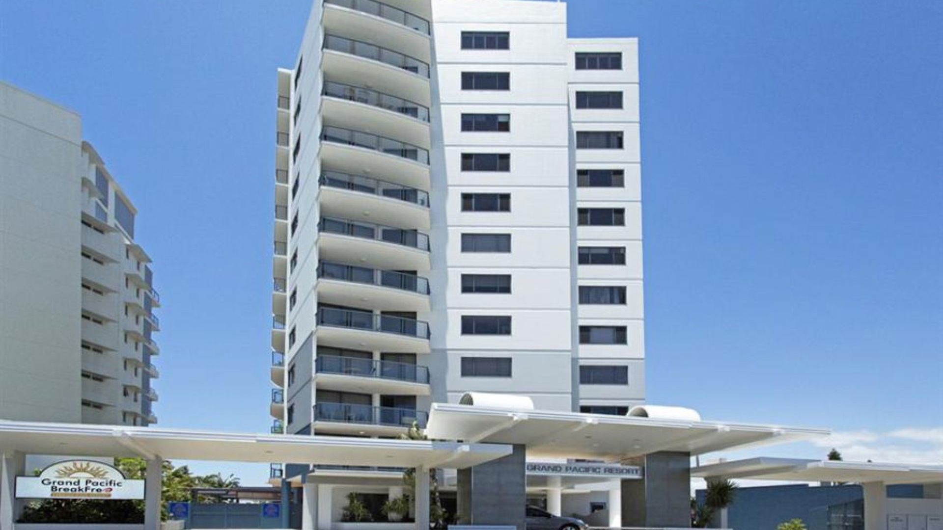 BreakFree Grand Pacific Caloundra - exterior