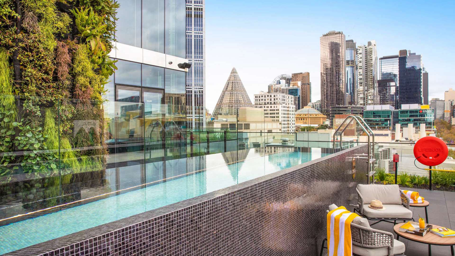 voco Melbourne Central Pool