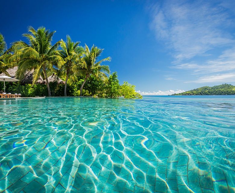 Likuliku Lagoon Resort - pool