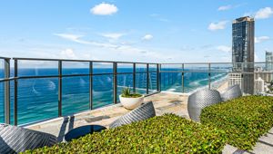 Rhapsodiy Resort - Rooftop