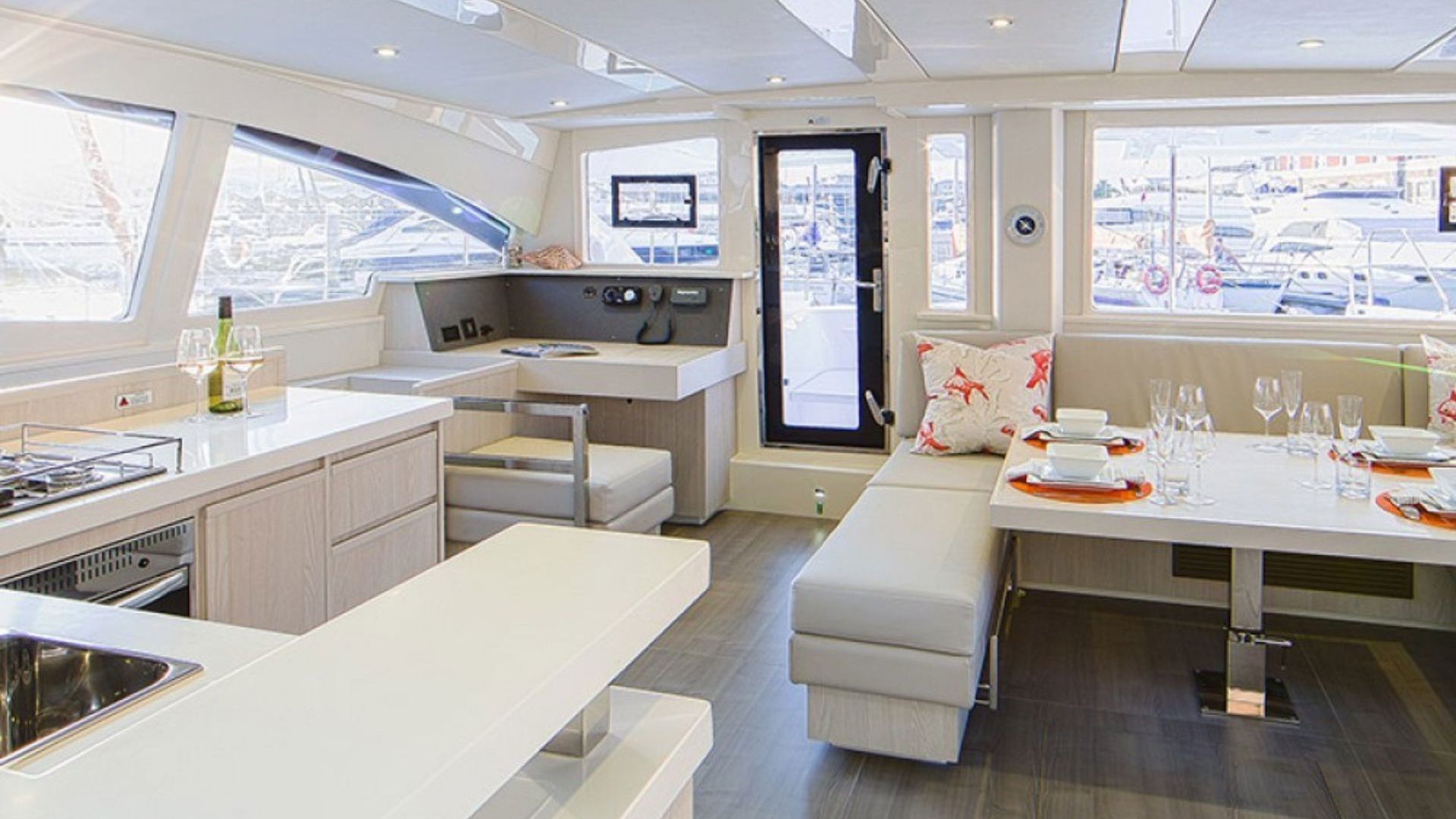 Piper Rose - galley